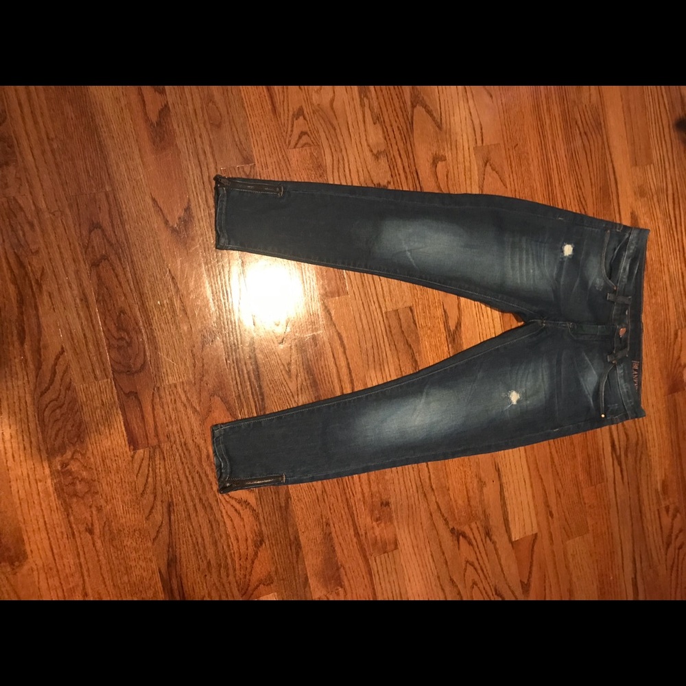 Denim distressed skinny ankle jeans